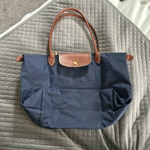 Longchamp Le Pliage Large in Navy